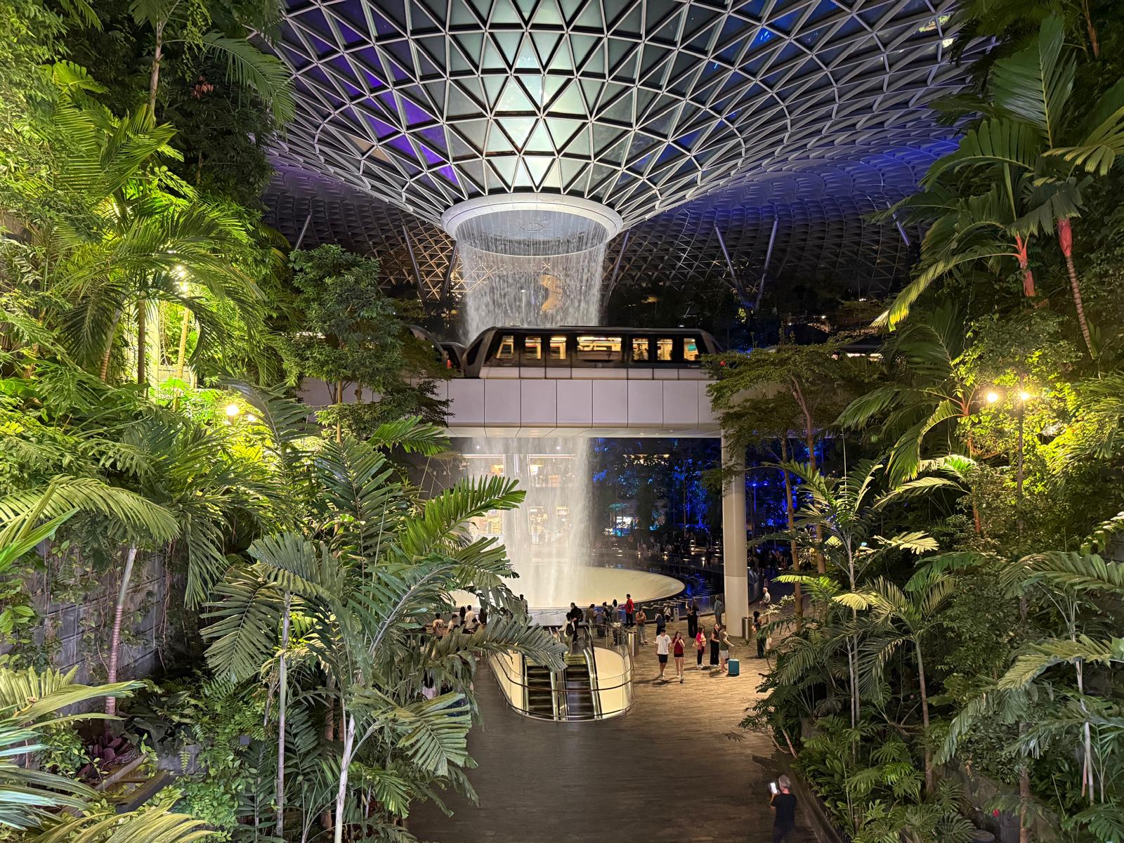 Capture Singapore's Magic: 10 Must-Visit Instagram Spots in 2026